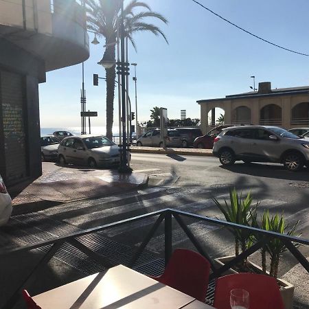 Marina Apartament Torrevieja Eksteriør billede
