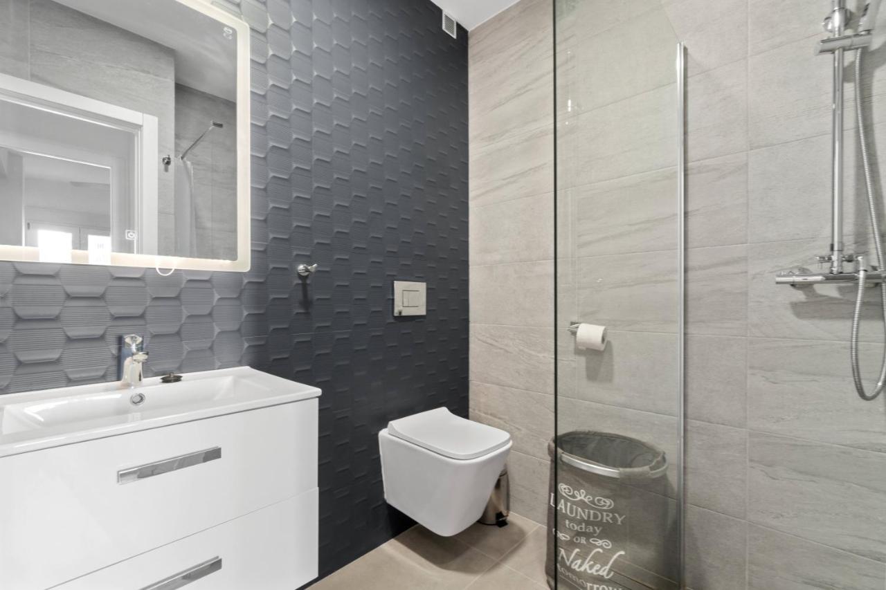 Marina Apartament Torrevieja Eksteriør billede