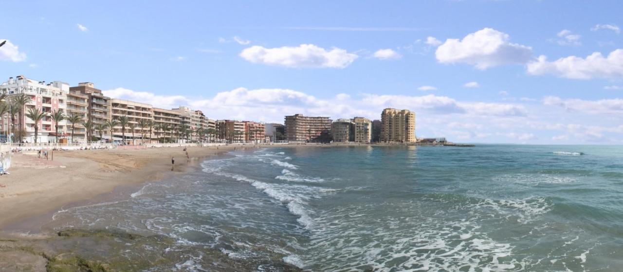 Marina Apartament Torrevieja Eksteriør billede